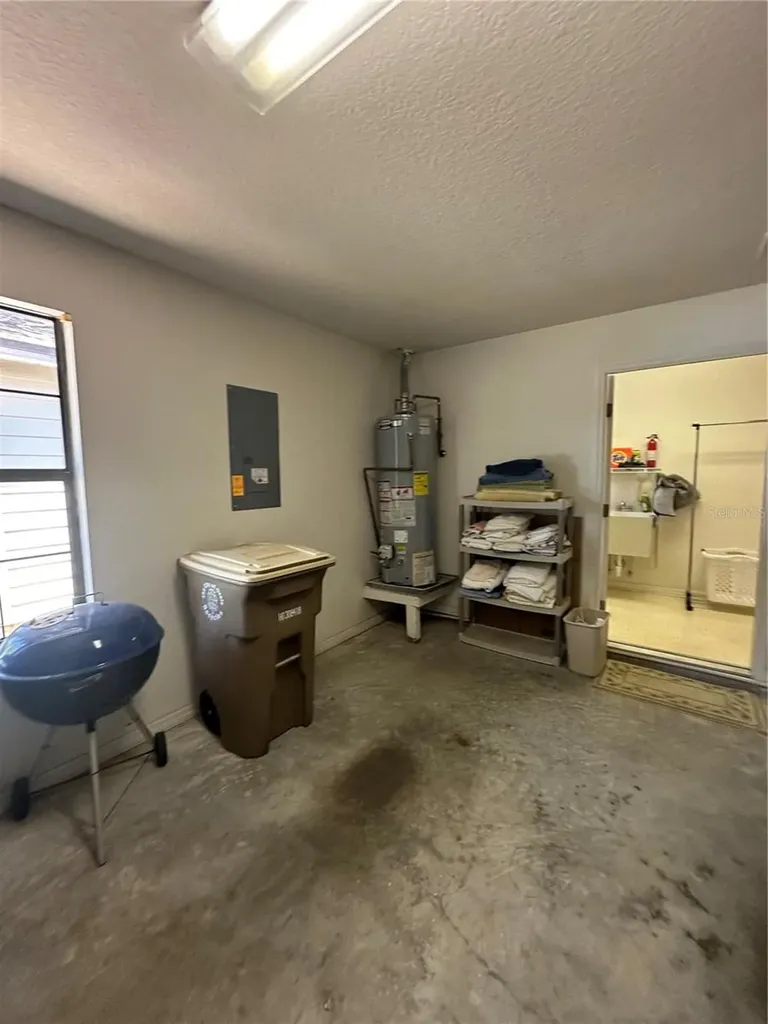 2127 N.e. 40th Avenue Ocala FL 34470
