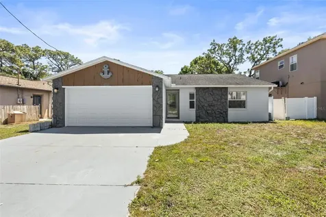 8240 Gulf Way Hudson FL 34667