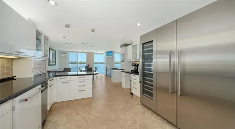 360 N Washington Drive Sarasota FL 34236