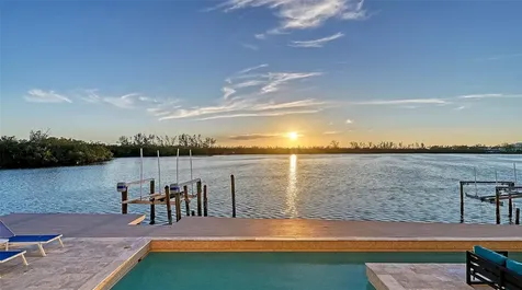 360 N Washington Drive Sarasota FL 34236