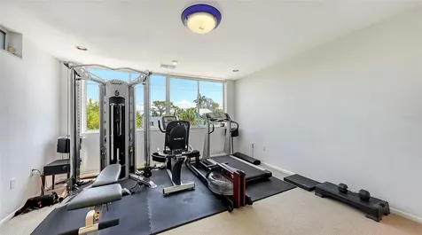 360 N Washington Drive Sarasota FL 34236