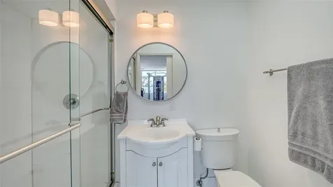 360 N Washington Drive Sarasota FL 34236