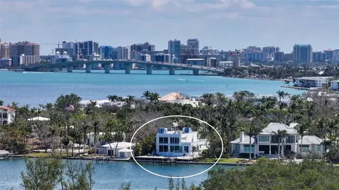 360 N Washington Drive Sarasota FL 34236
