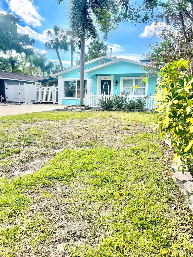 1734 Maryland Avenue NE St Petersburg FL 33703