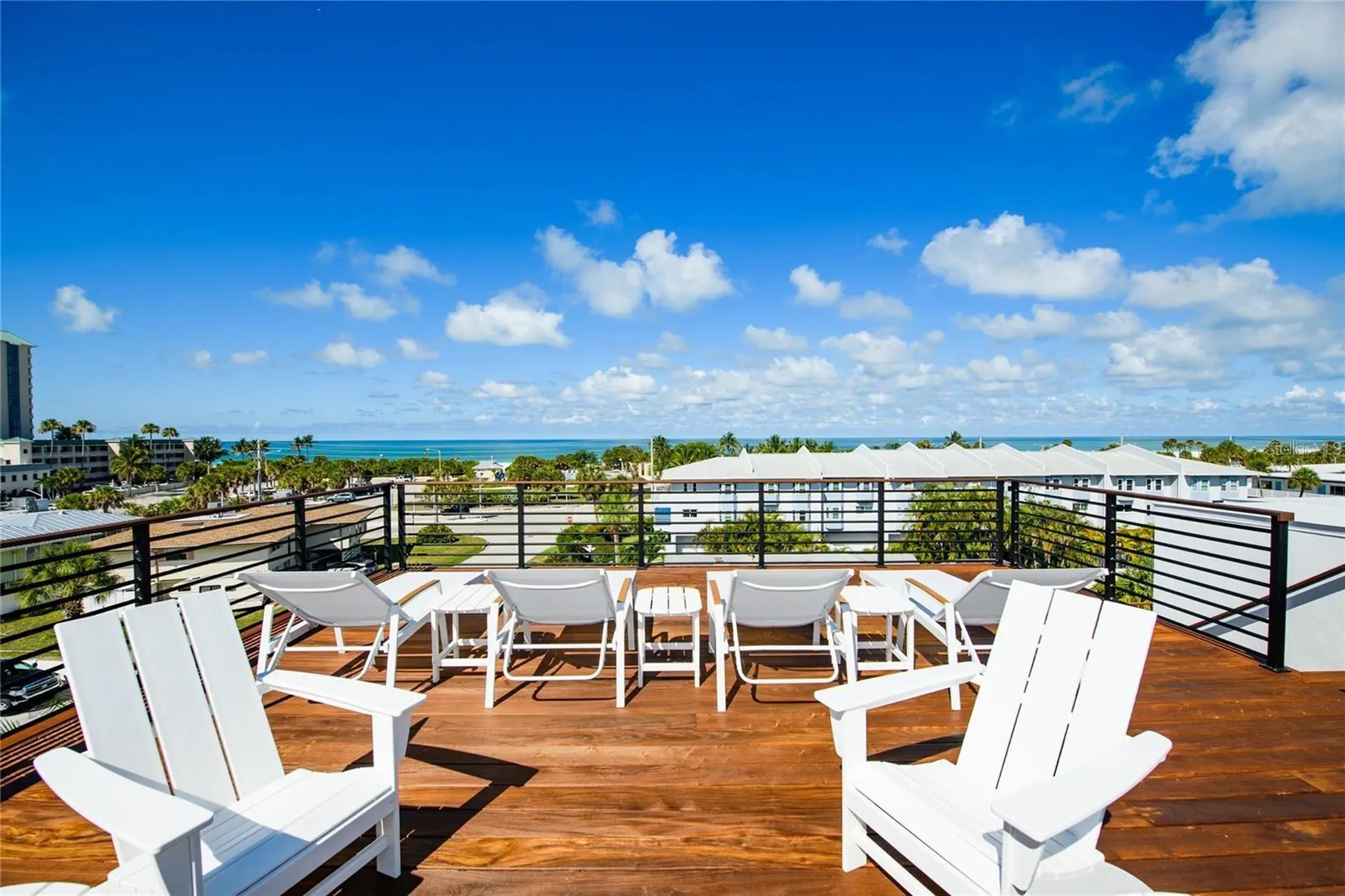 135 Grant Drive Sarasota FL 34236