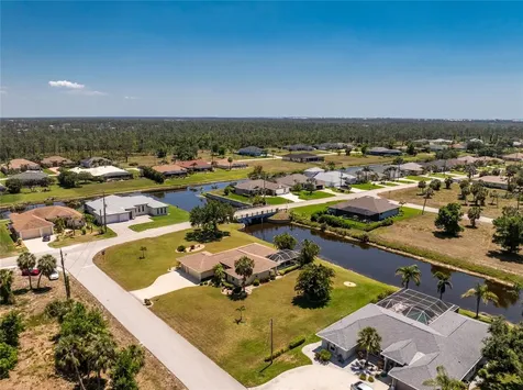4 Pine Valley Lane Rotonda West FL 33947