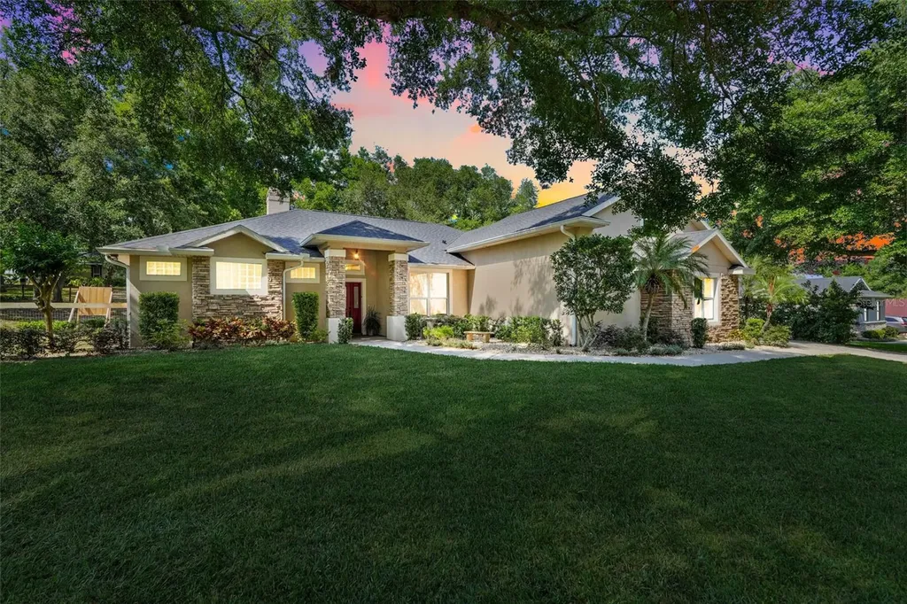 10851 Lantana Crest Clermont FL 34711