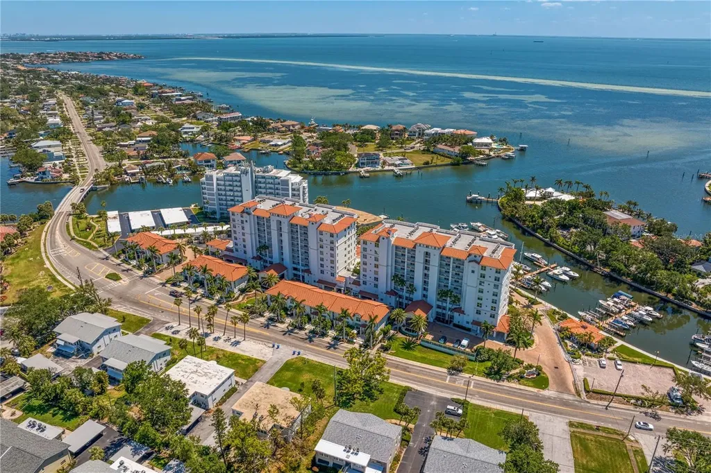 1325 Snell Isle Boulevard NE St Petersburg FL 33704