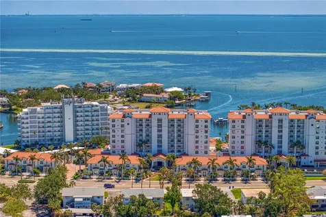 1325 Snell Isle Boulevard NE St Petersburg FL 33704