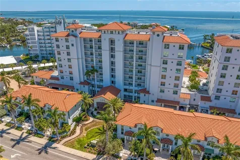 1325 Snell Isle Boulevard NE St Petersburg FL 33704