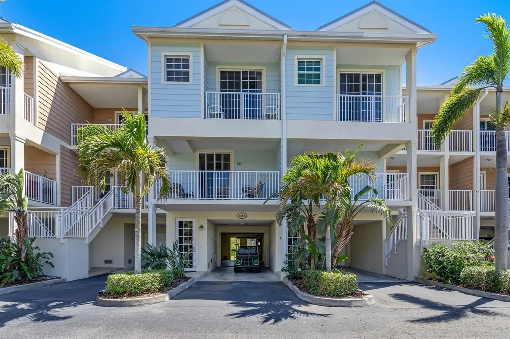 3248 Mangrove Point Drive Ruskin FL 33570