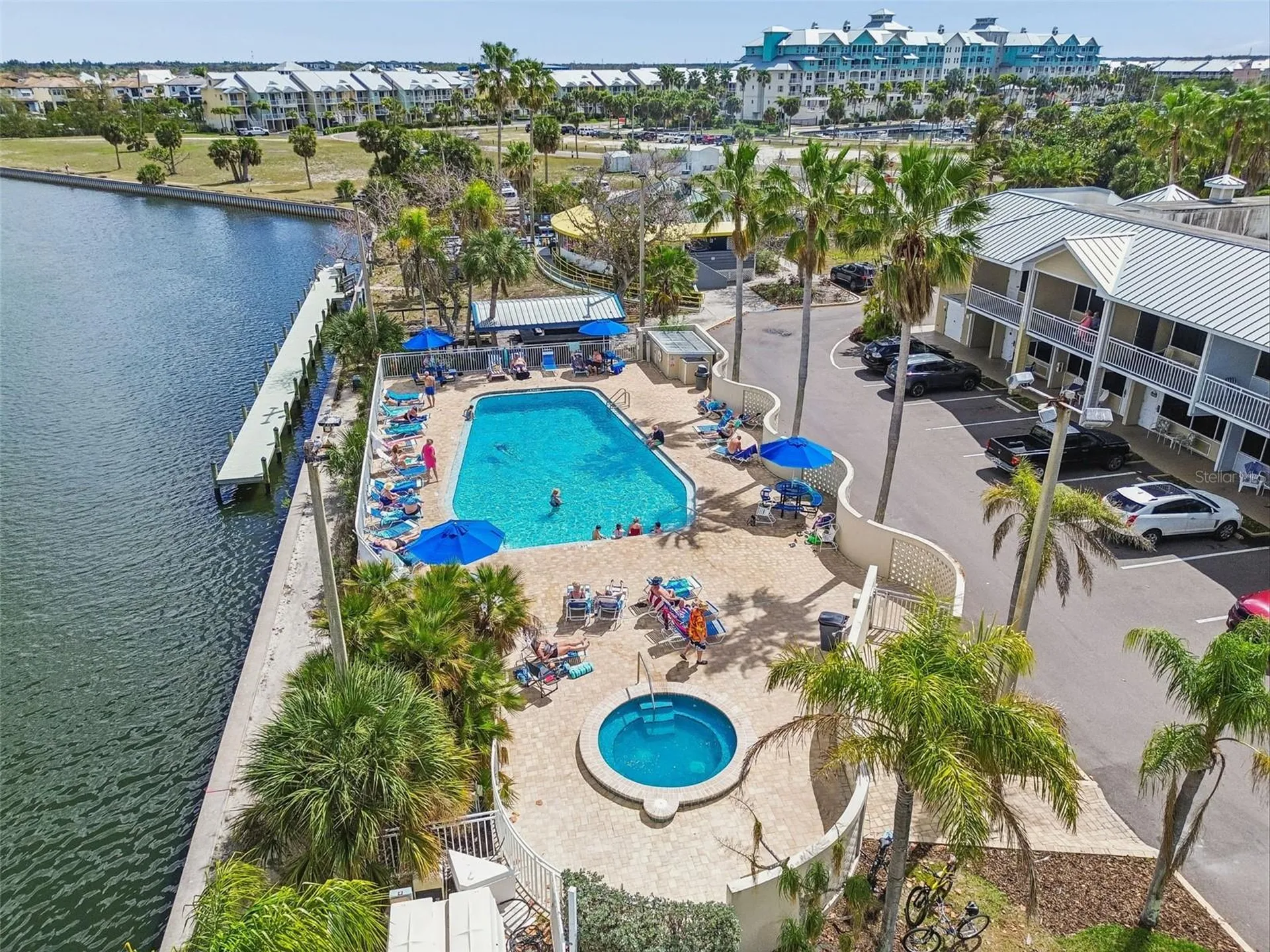 3248 Mangrove Point Drive Ruskin FL 33570
