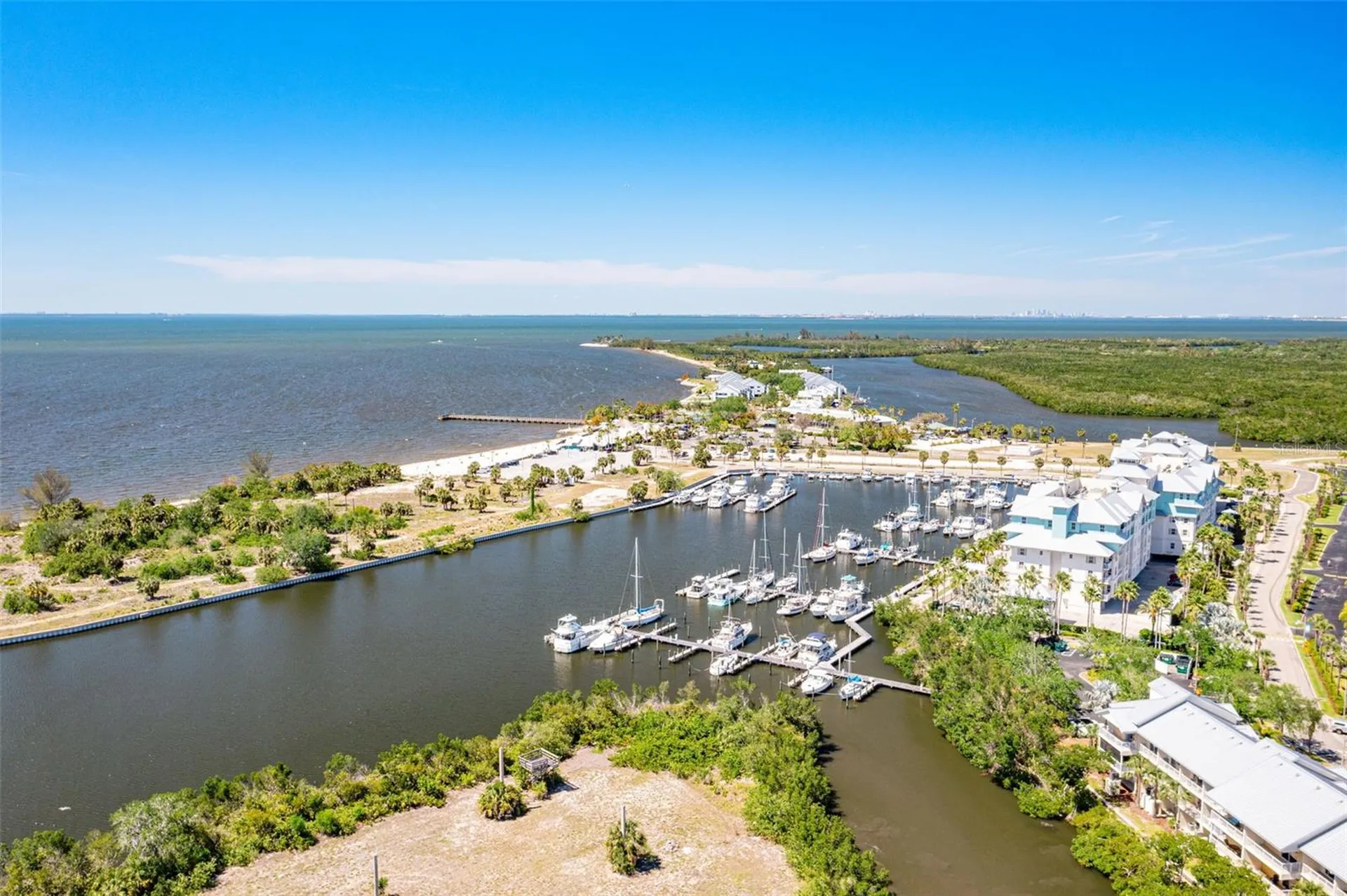 3248 Mangrove Point Drive Ruskin FL 33570
