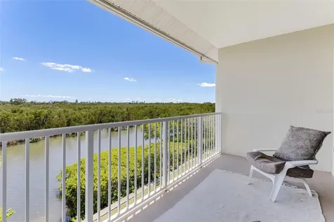 3248 Mangrove Point Drive Ruskin FL 33570