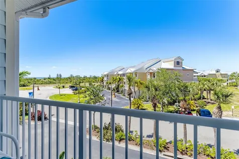 3248 Mangrove Point Drive Ruskin FL 33570