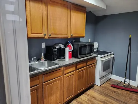 1901 W Sligh Avenue Tampa FL 33604