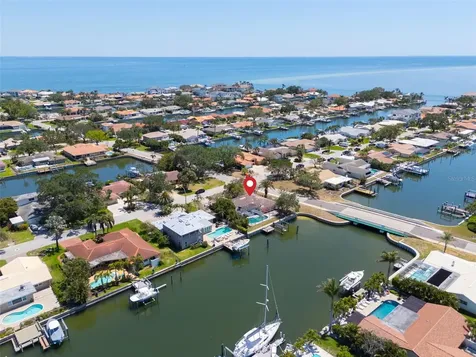 2001 Iowa Avenue NE St Petersburg FL 33703