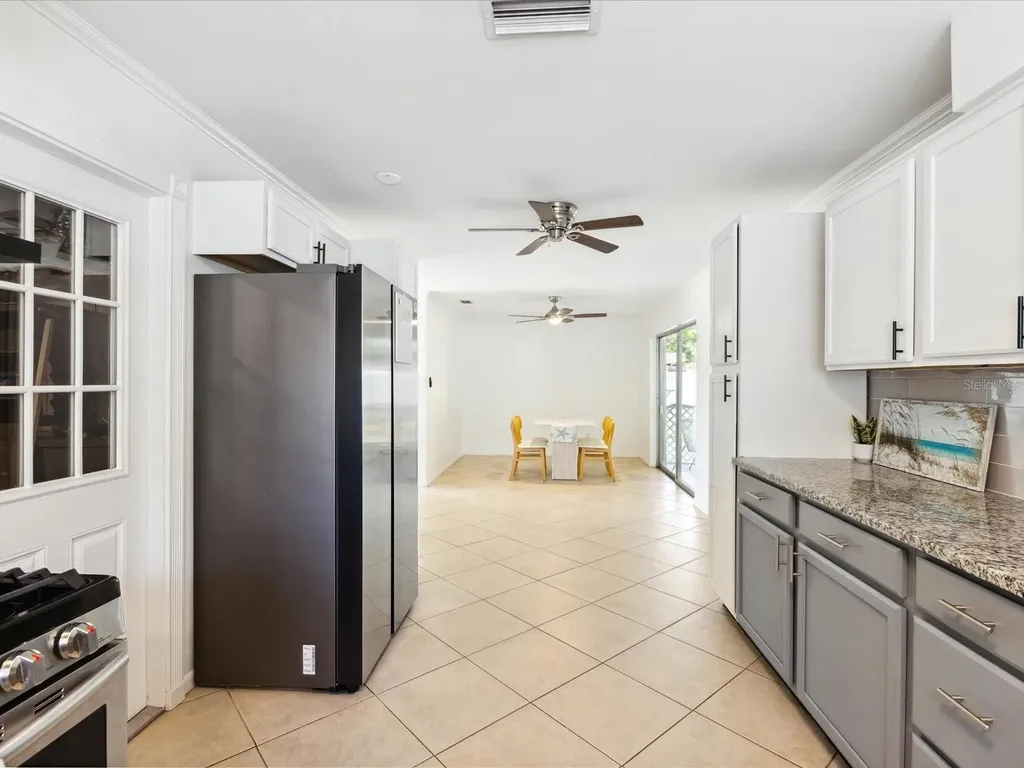 1390 S Hillcrest Avenue Clearwater FL 33756