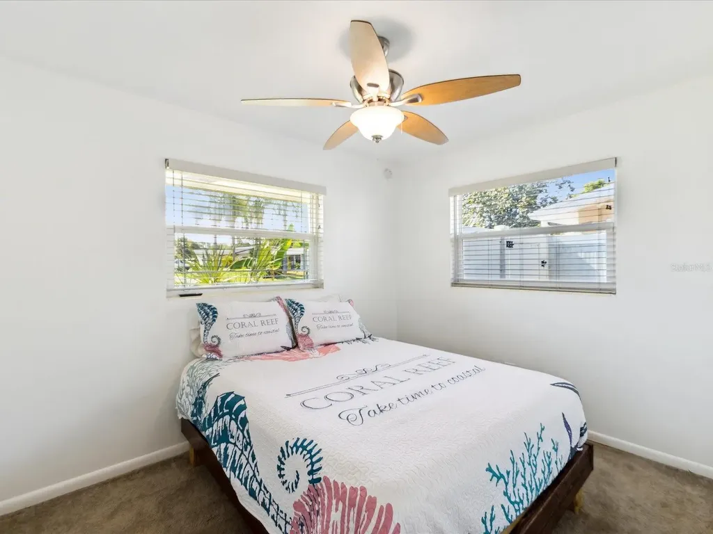 1390 S Hillcrest Avenue Clearwater FL 33756