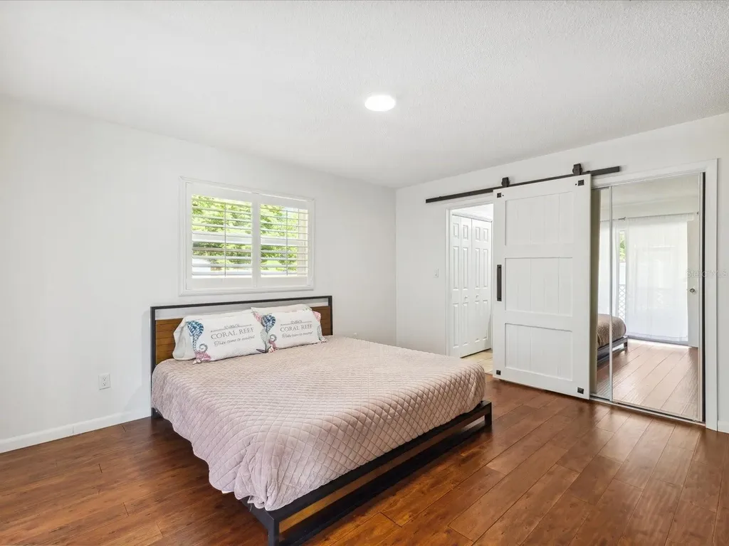 1390 S Hillcrest Avenue Clearwater FL 33756