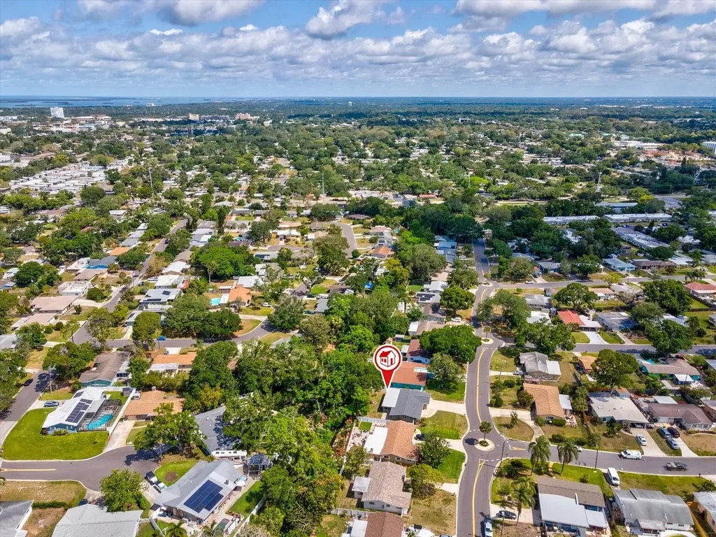 1390 S Hillcrest Avenue Clearwater FL 33756
