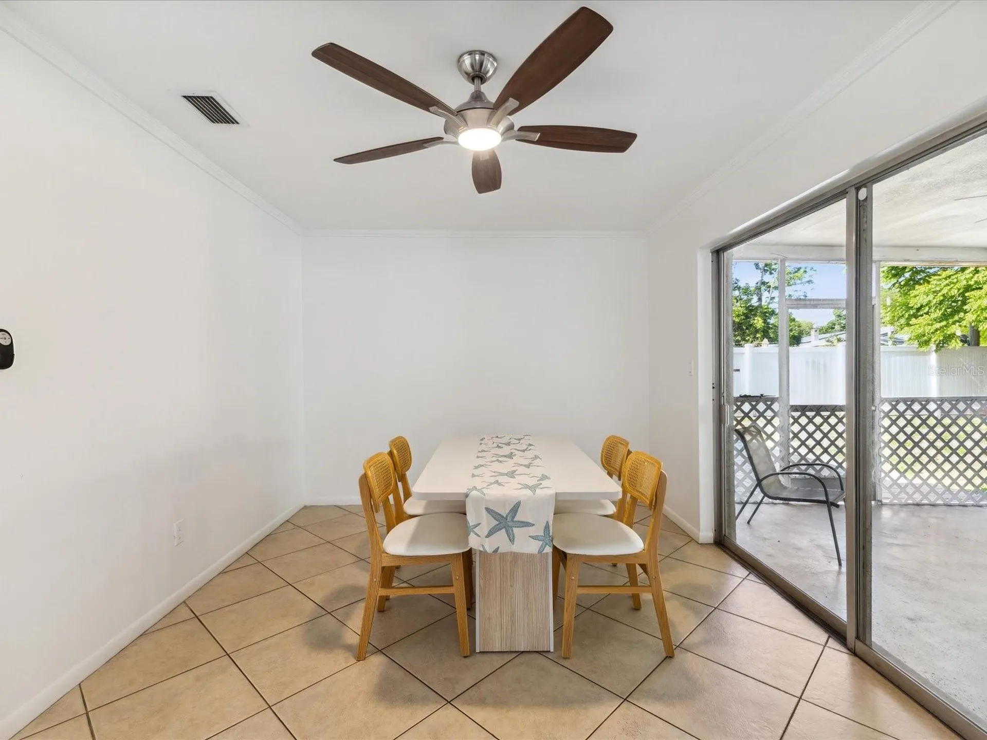 1390 S Hillcrest Avenue Clearwater FL 33756