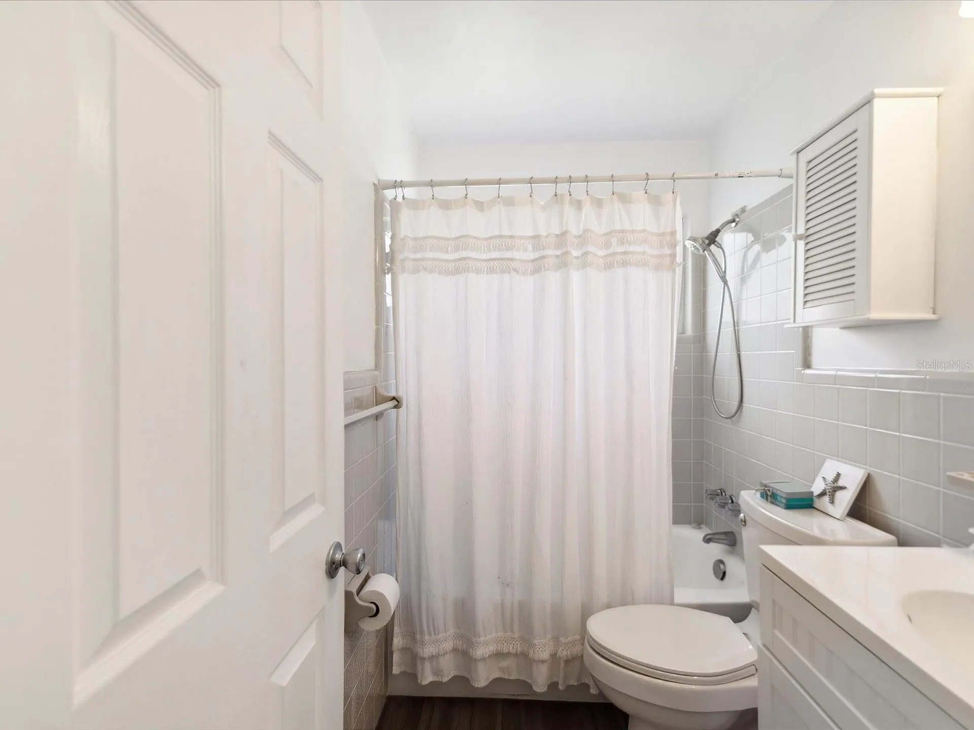 1390 S Hillcrest Avenue Clearwater FL 33756