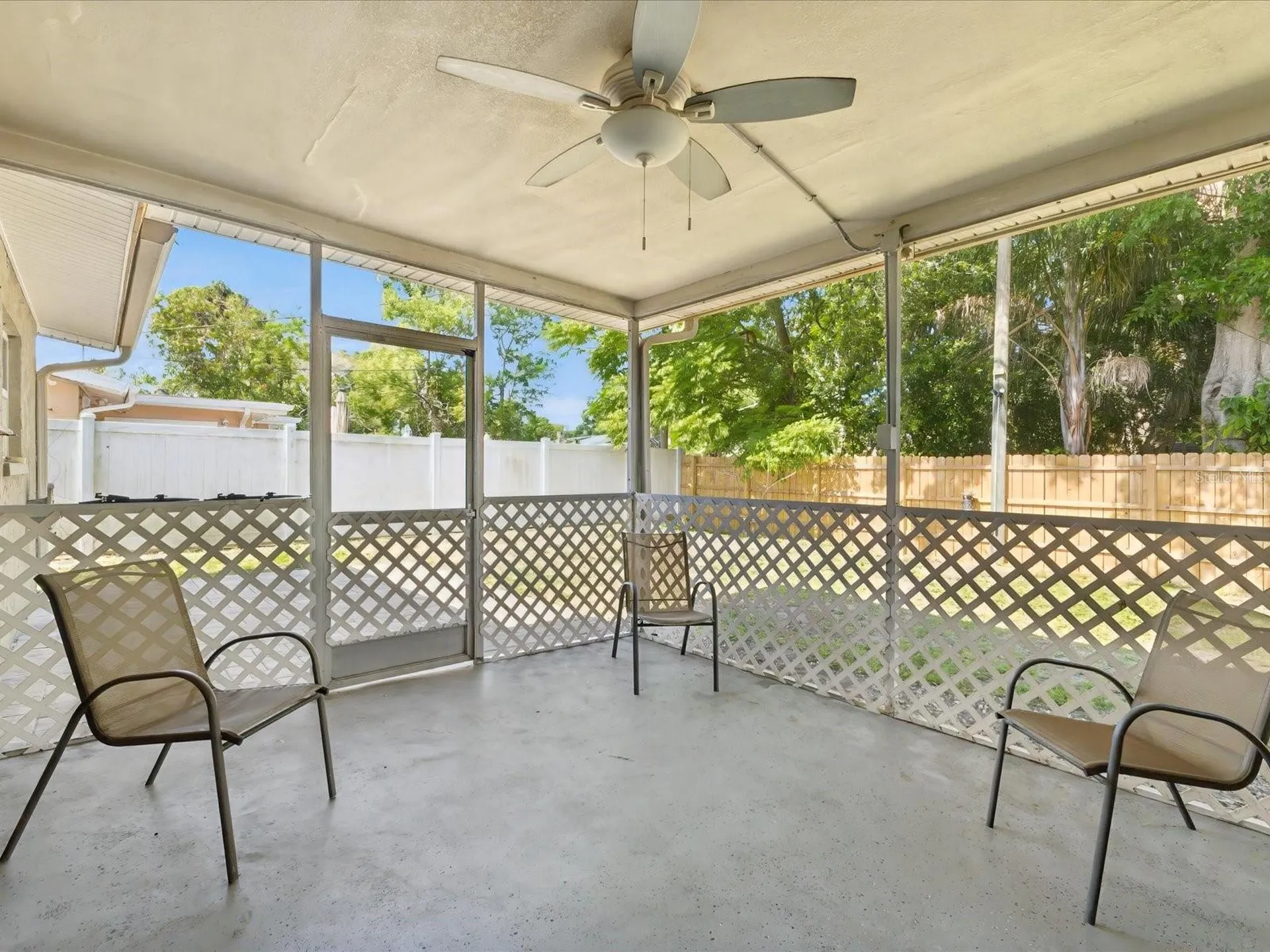 1390 S Hillcrest Avenue Clearwater FL 33756