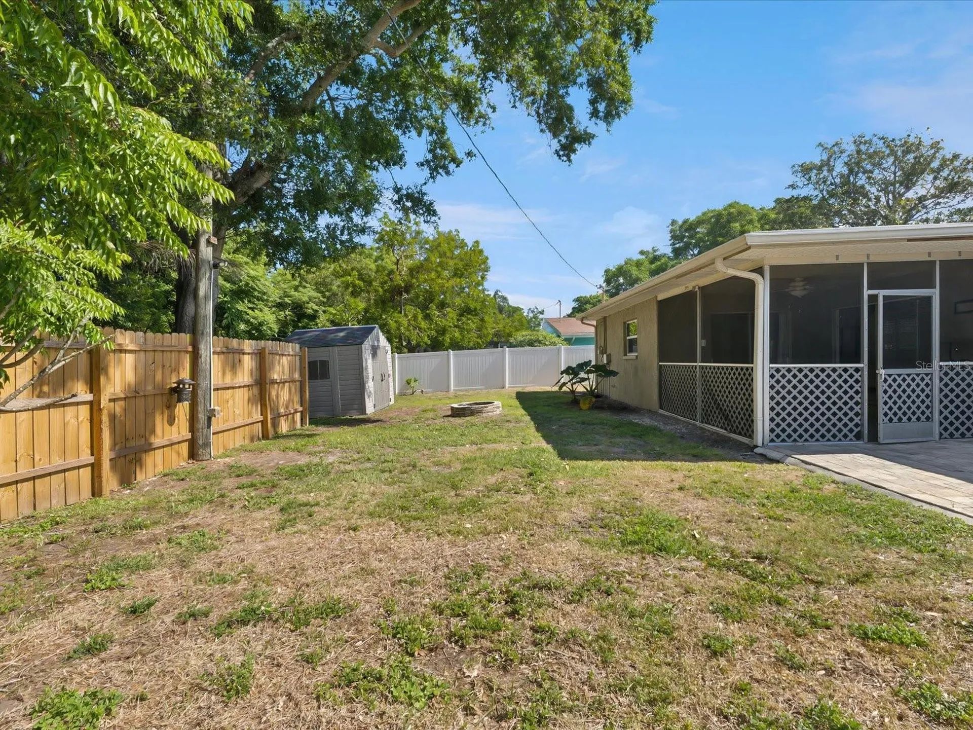 1390 S Hillcrest Avenue Clearwater FL 33756