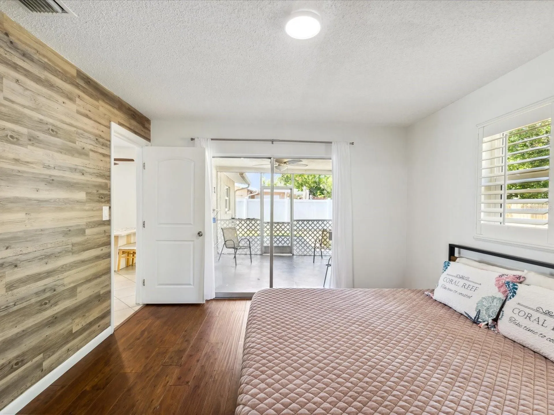 1390 S Hillcrest Avenue Clearwater FL 33756