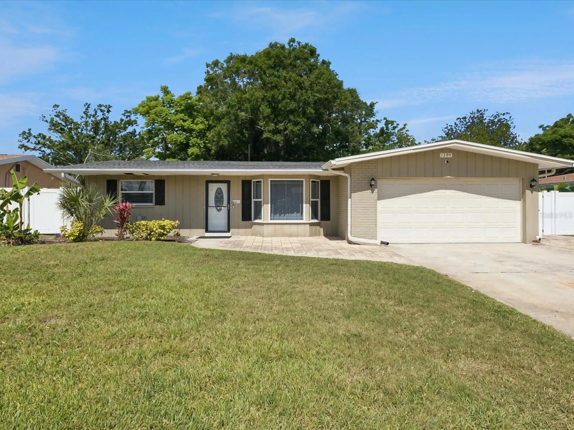 1390 S Hillcrest Avenue Clearwater FL 33756