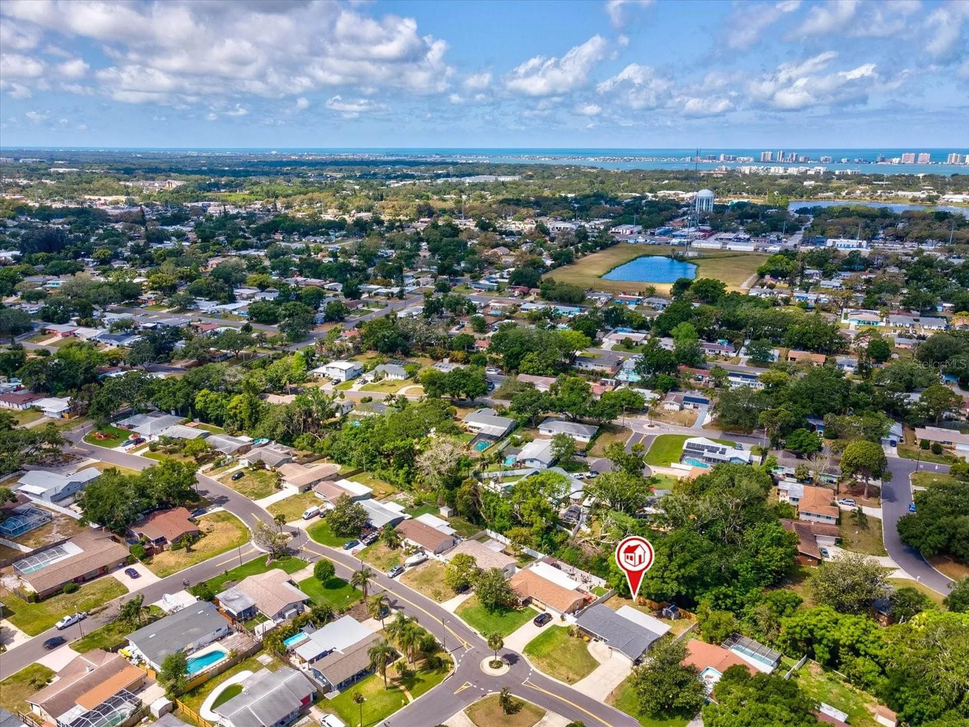 1390 S Hillcrest Avenue Clearwater FL 33756