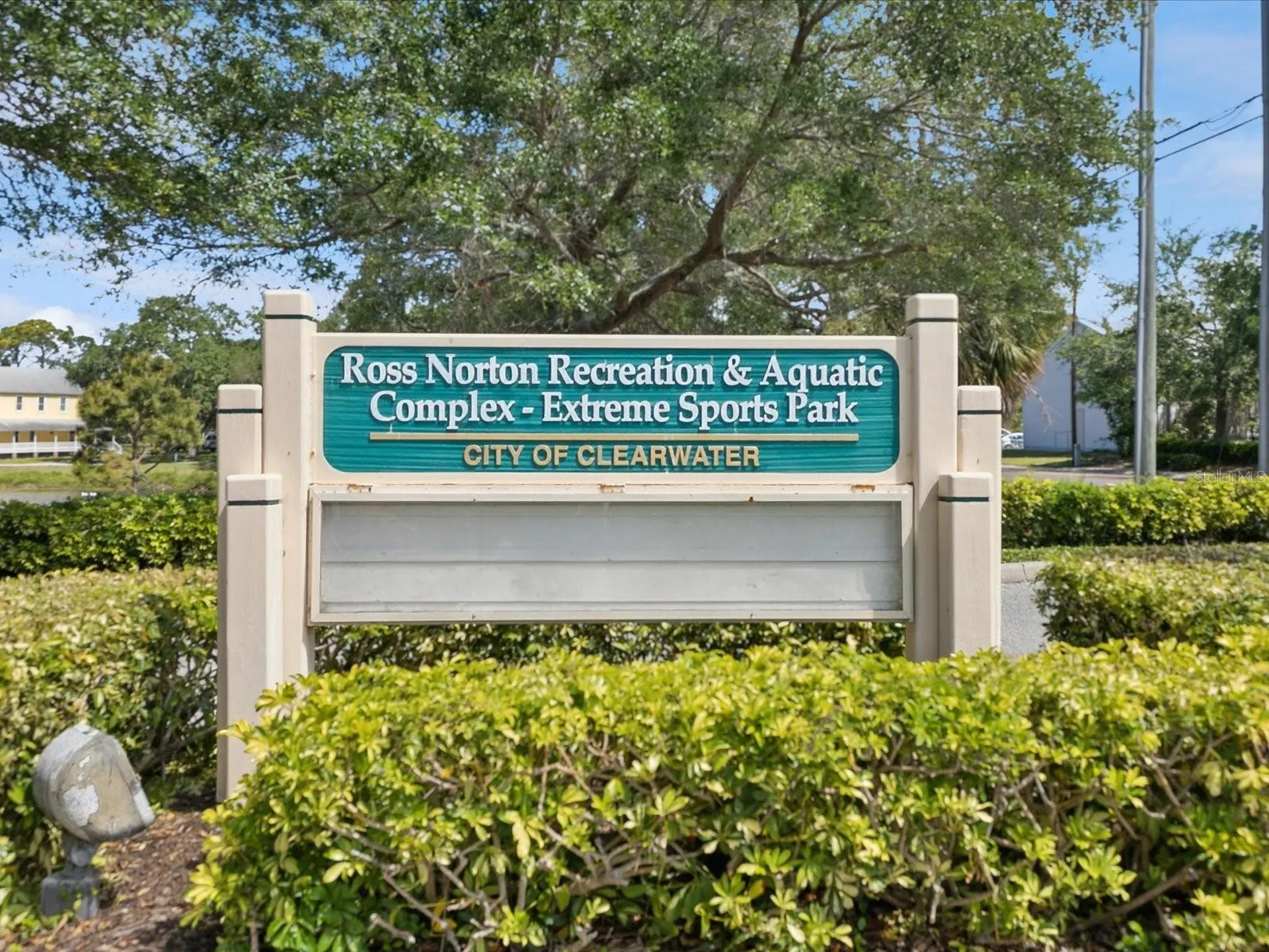1390 S Hillcrest Avenue Clearwater FL 33756