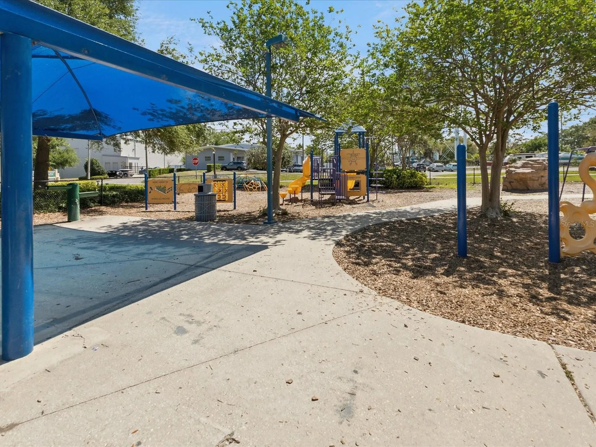 1390 S Hillcrest Avenue Clearwater FL 33756