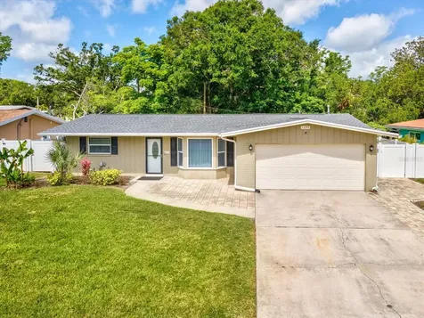 1390 S Hillcrest Avenue Clearwater FL 33756