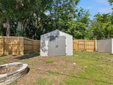 1390 S Hillcrest Avenue Clearwater FL 33756