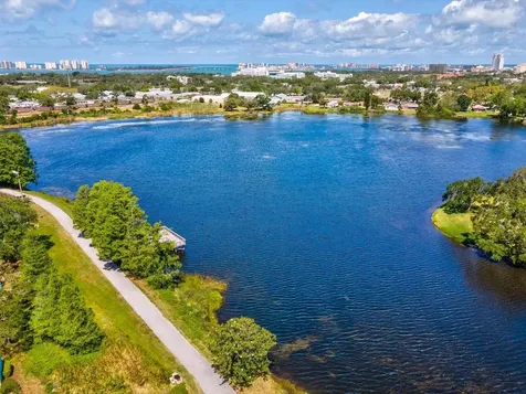 1390 S Hillcrest Avenue Clearwater FL 33756