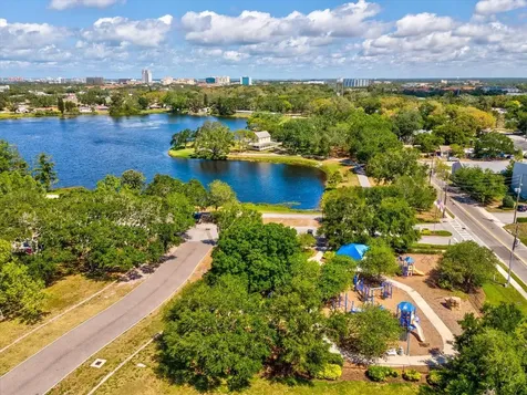 1390 S Hillcrest Avenue Clearwater FL 33756
