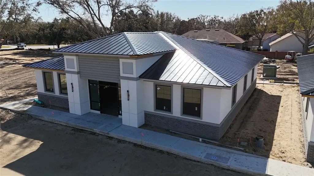 134 Southern Railway Oakland FL 34787