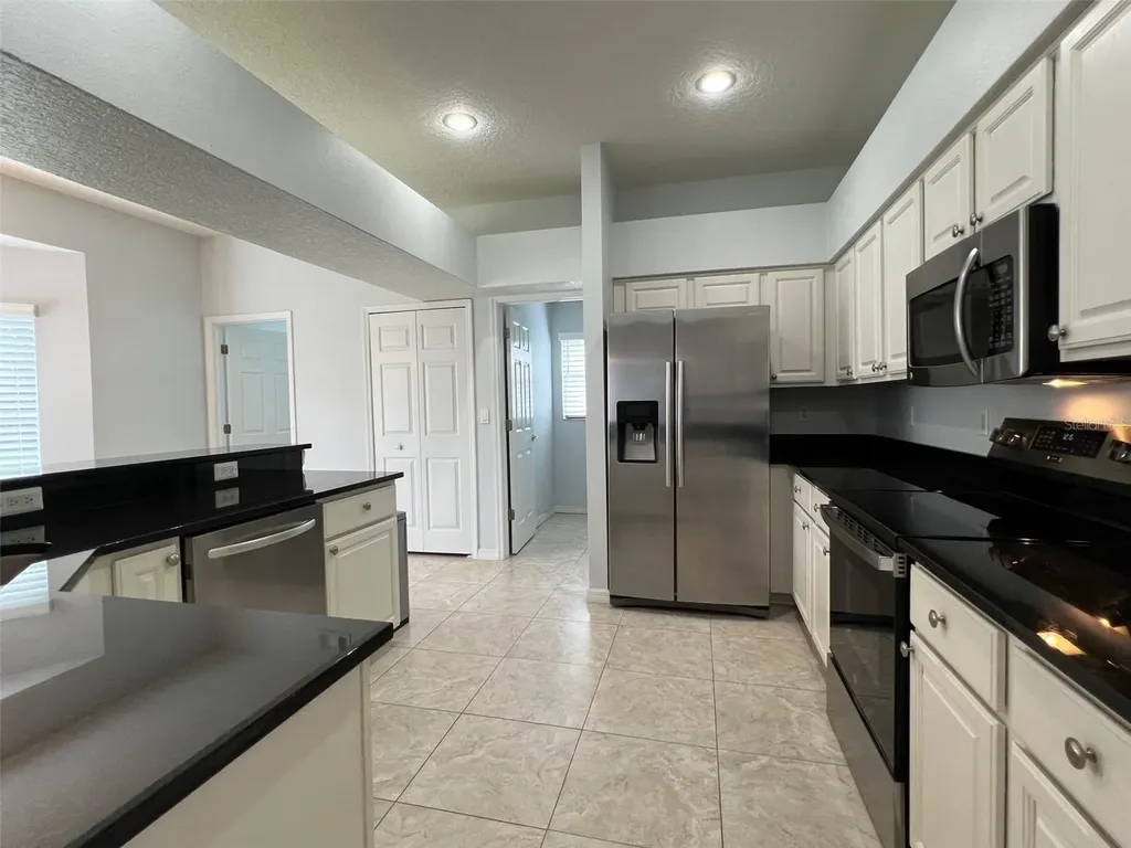 1831 Abbots Hill Drive Orlando FL 32835