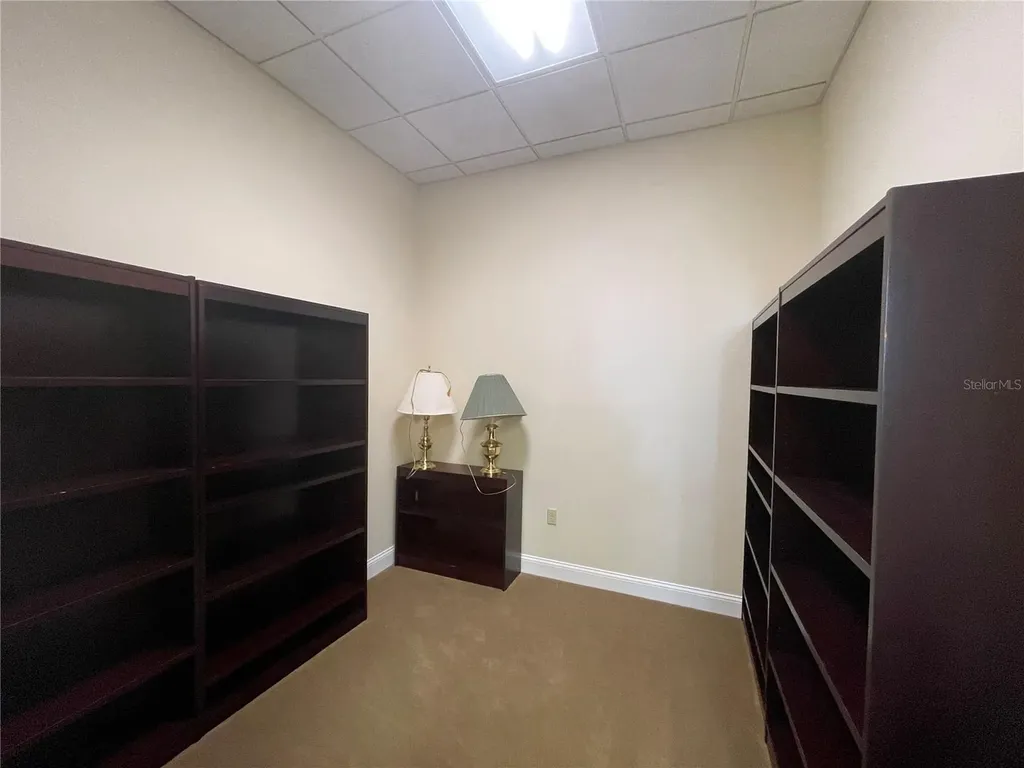 220 W Main Street Tavares FL 32778