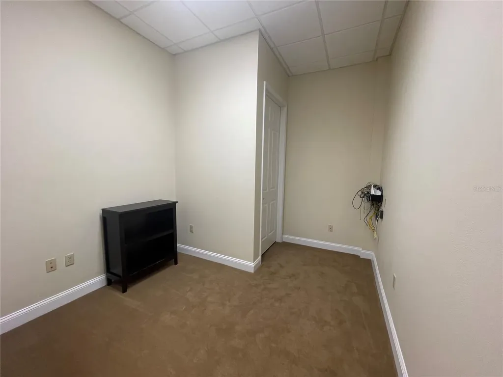 220 W Main Street Tavares FL 32778