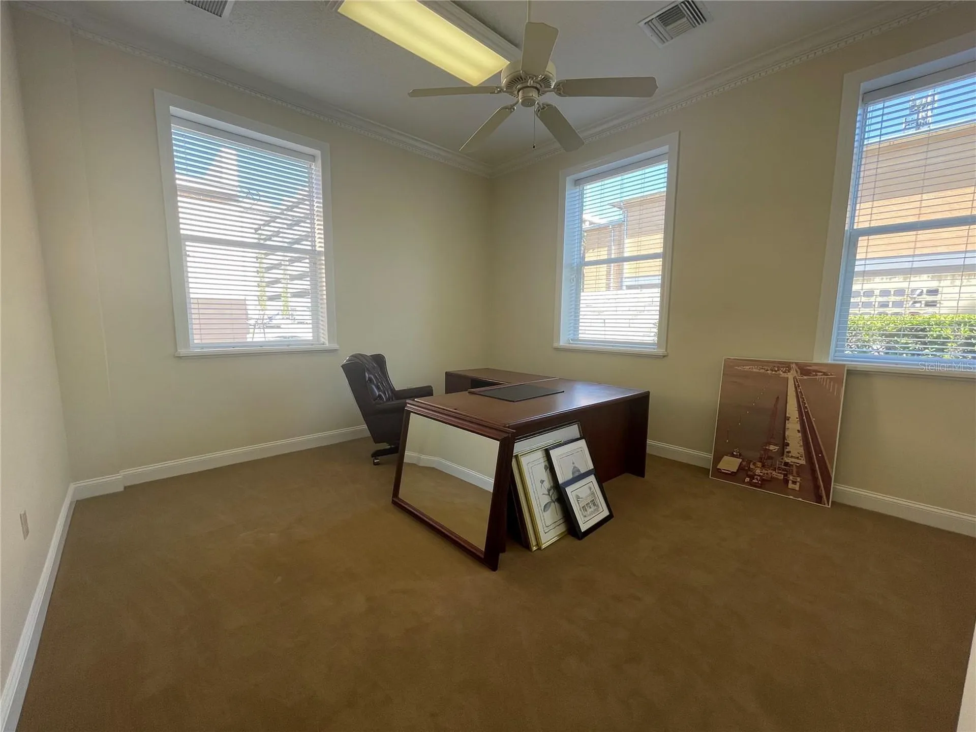 220 W Main Street Tavares FL 32778