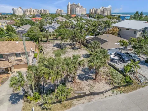 204 Dune Circle New Smyrna Beach FL 32169