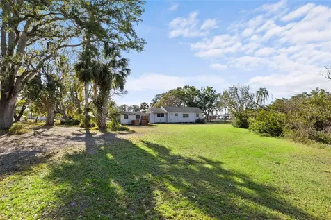 611 29th Street E Bradenton FL 34208