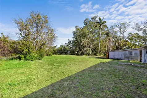611 29th Street E Bradenton FL 34208