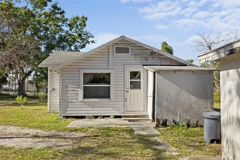 611 29th Street E Bradenton FL 34208