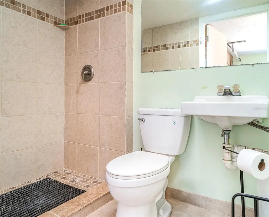 1305 Greenfield Circle Venice FL 34292