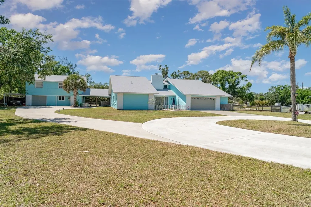 1305 Greenfield Circle Venice FL 34292