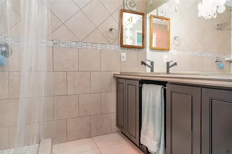 1305 Greenfield Circle Venice FL 34292